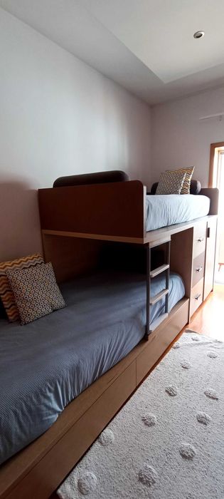 Beliche cama  de baixo tatami sem estrado e com arrumação