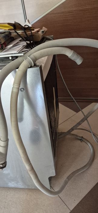 Zmywarka wirpool 60 cm do zabudowy,  mało używana bez oznak zniszczeni
