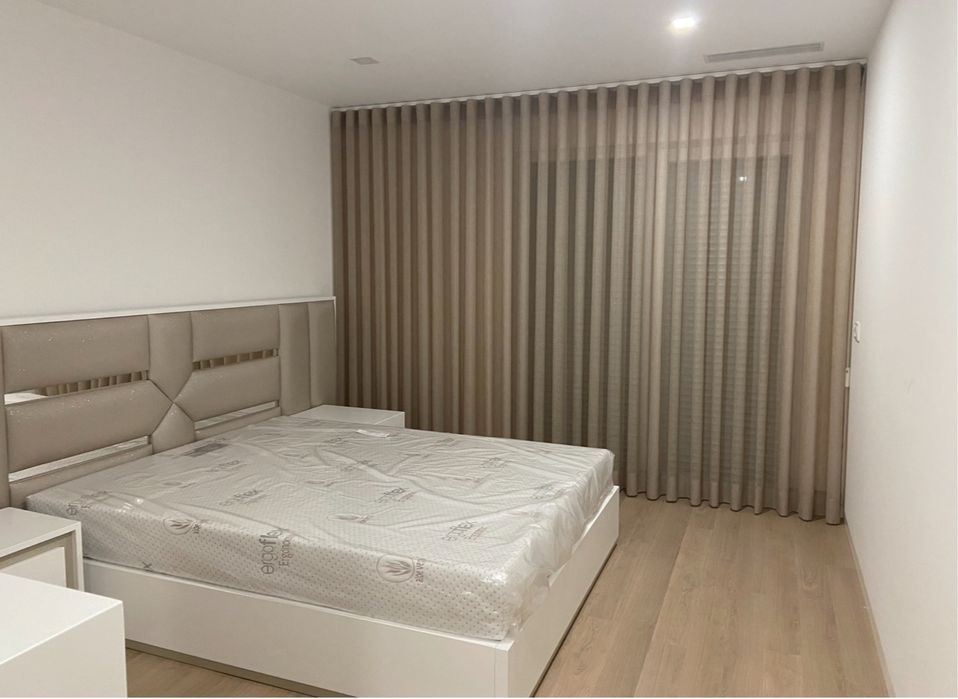 Cama de casal 150x195 lacado com colchao visco