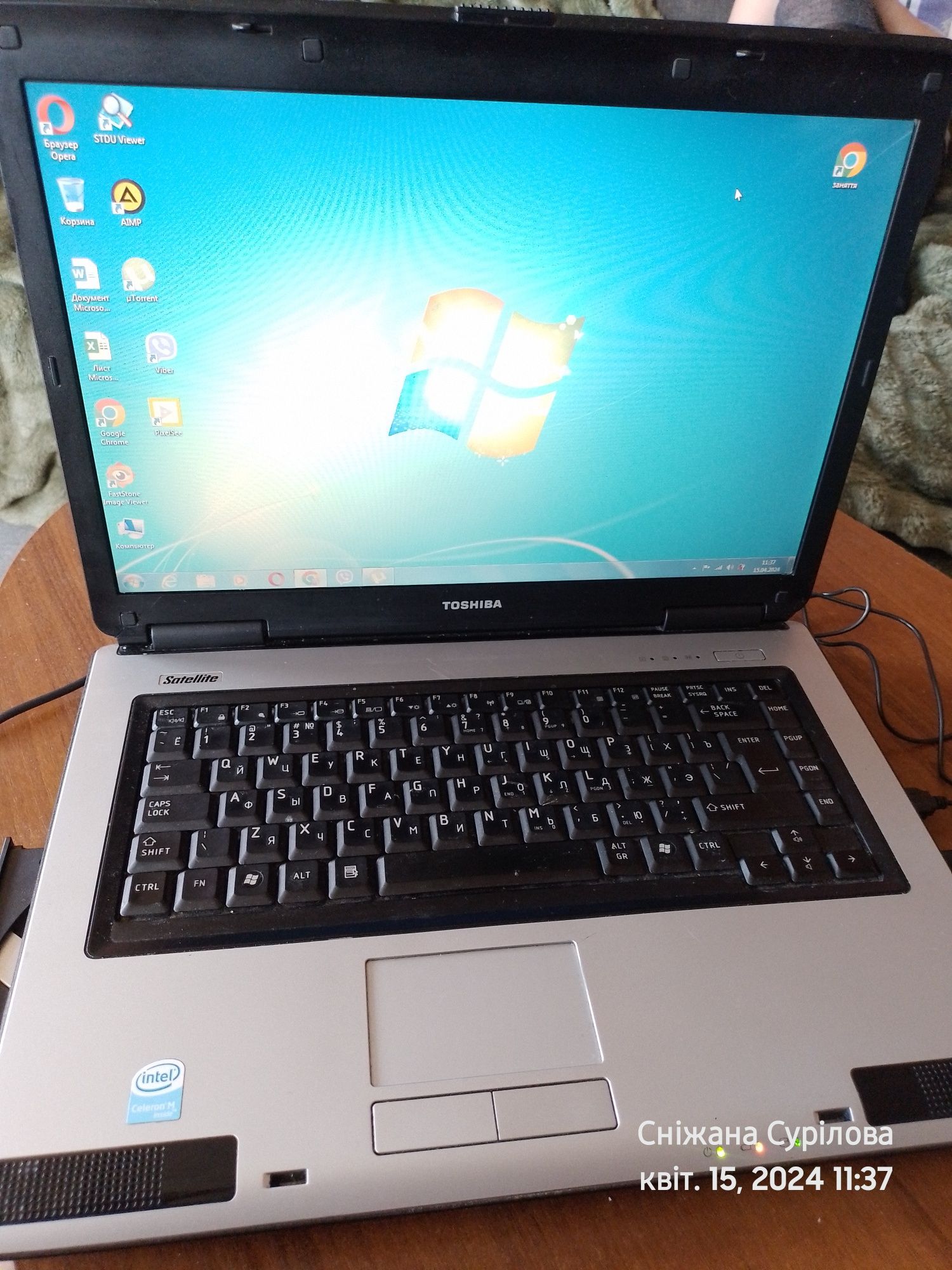 Ноутбук TOSHIBA L40-14G