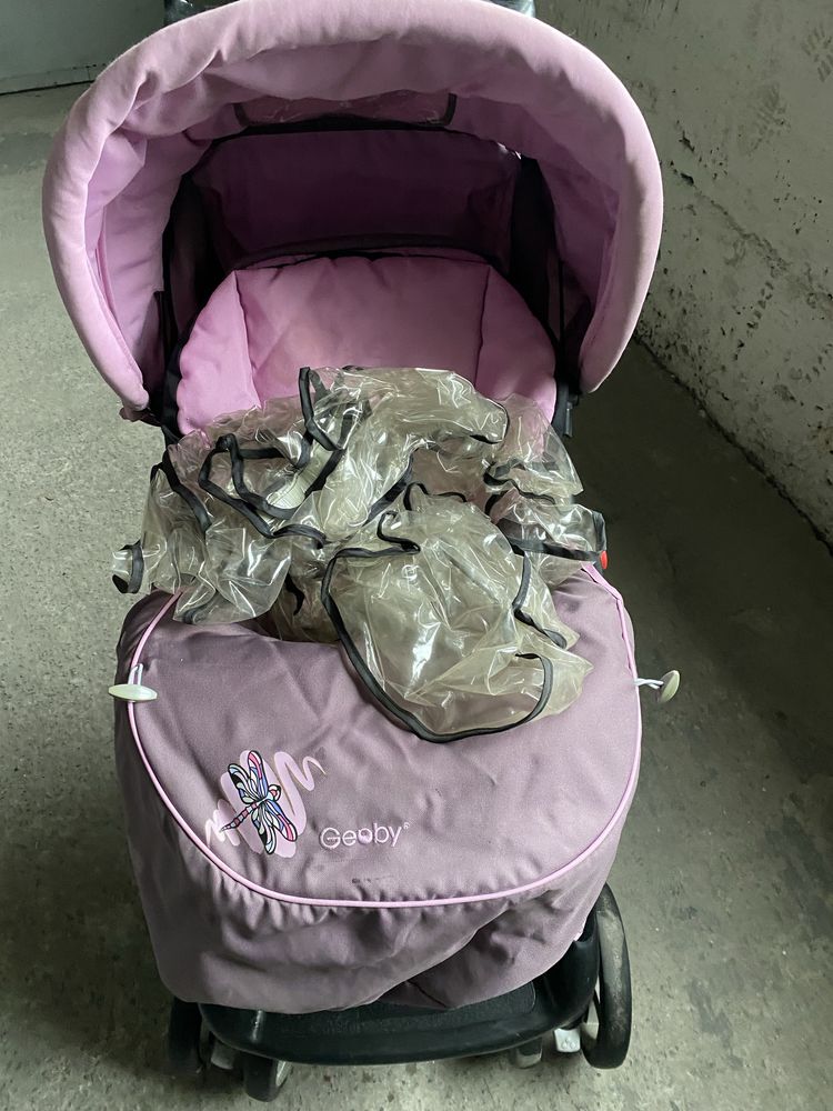 Продам прогулочную коляску