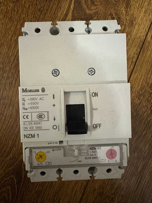 Автоматичний вимикач Moeller NZMN1-A20