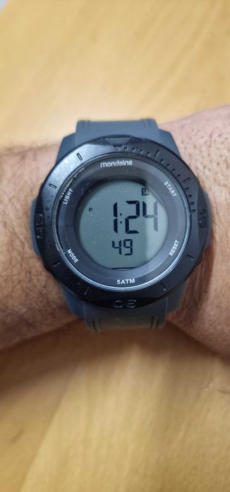 Mondaine desportivo-Novo