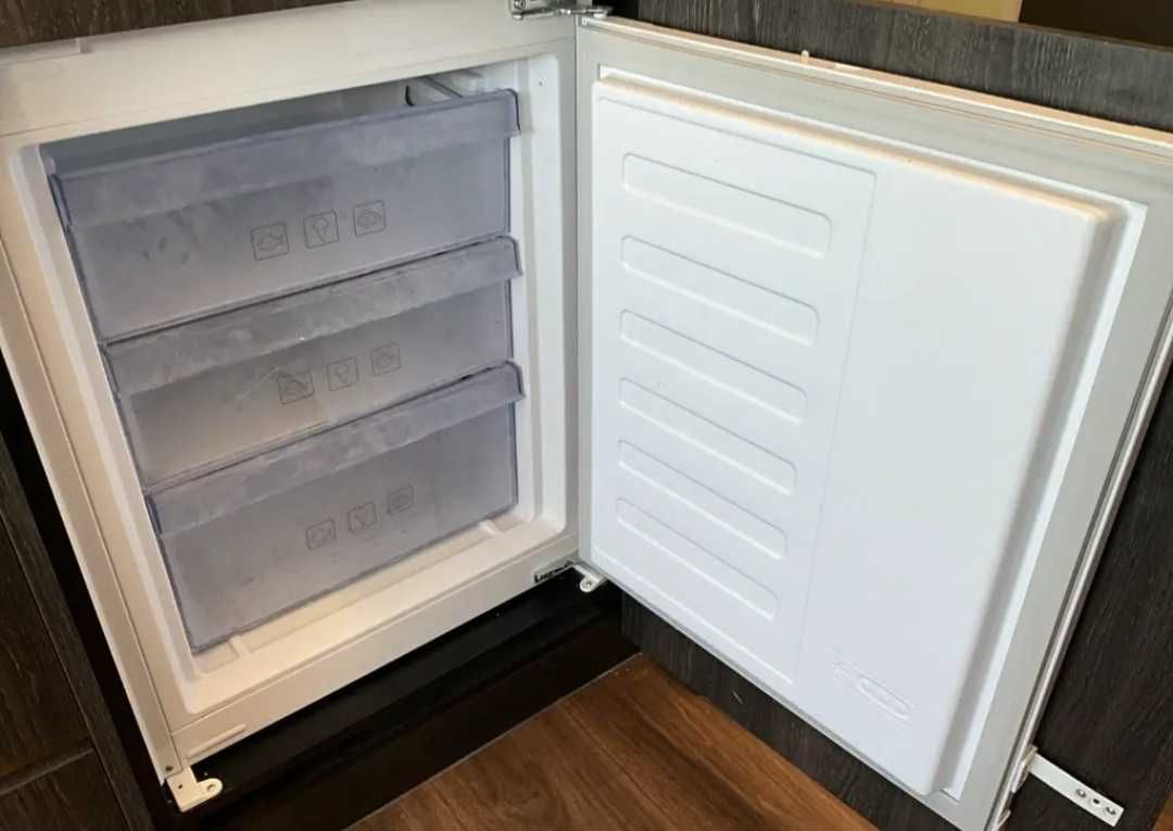 Lodówka do zabudowy Beko BCSA283E4SN/ lodówko- zamrażarka
