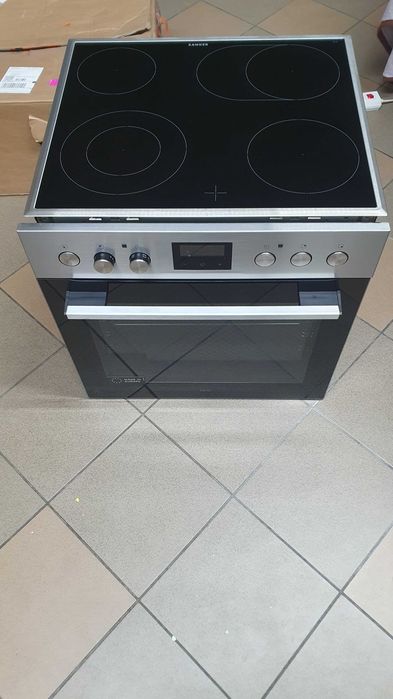 Piekarnik AEG z płytą indukcyjną