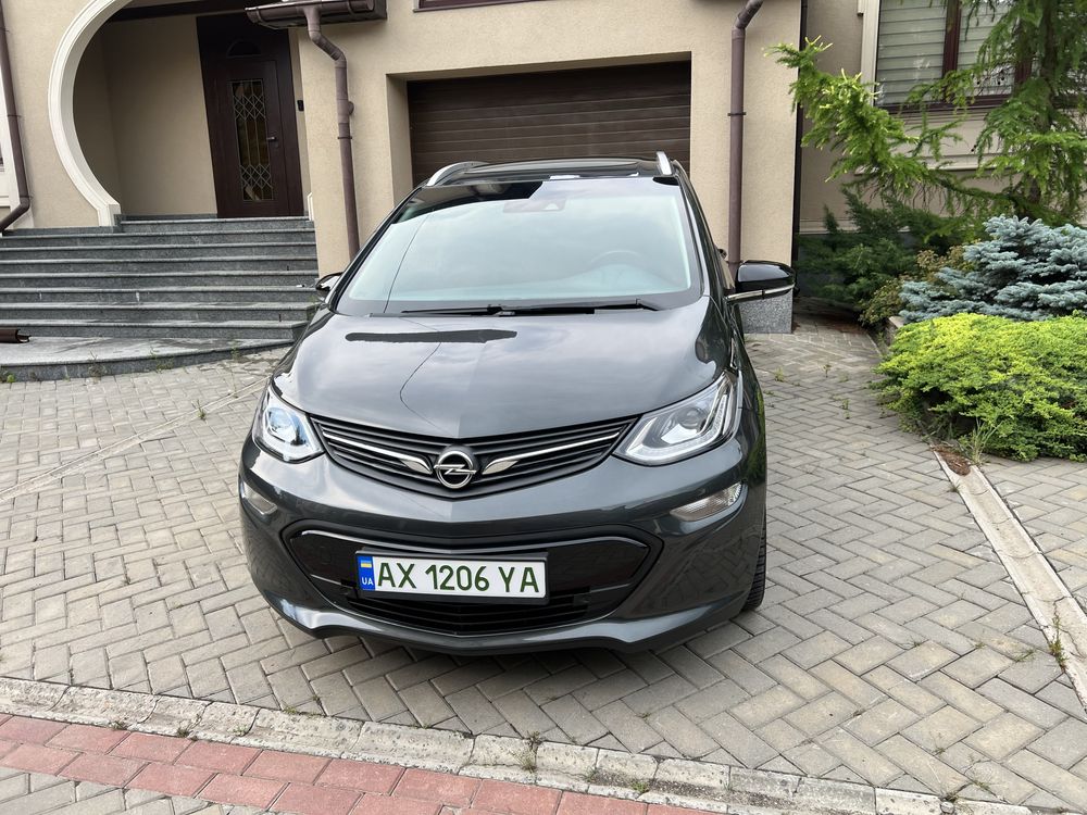 Продам Електромобіль Chevrolet Bolt