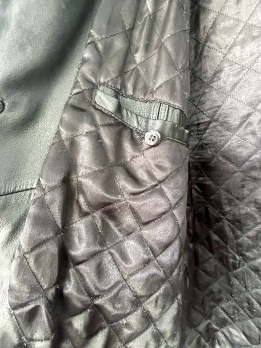 Casaco de homem em pele