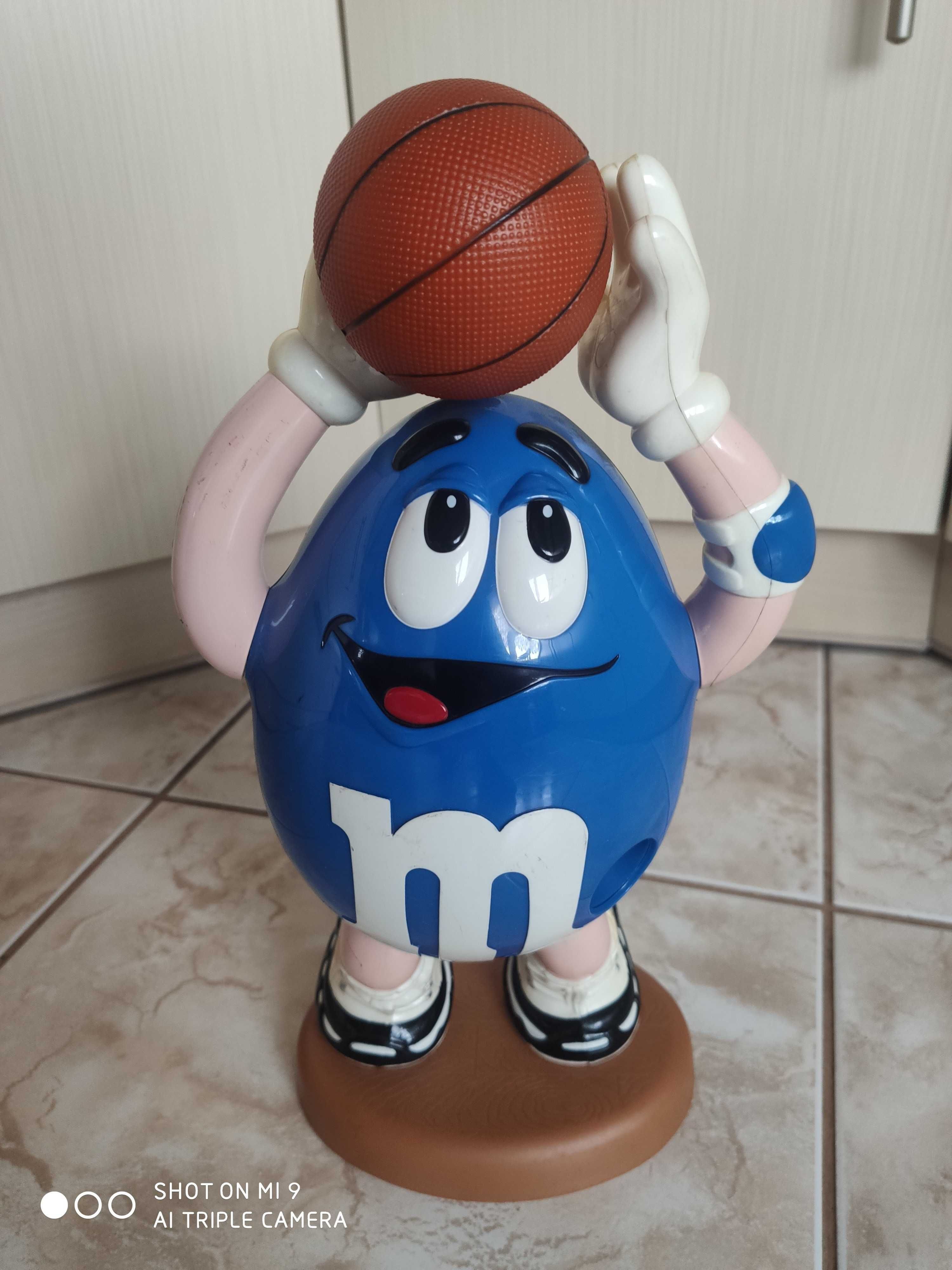 Podajnik cukierków m&m's