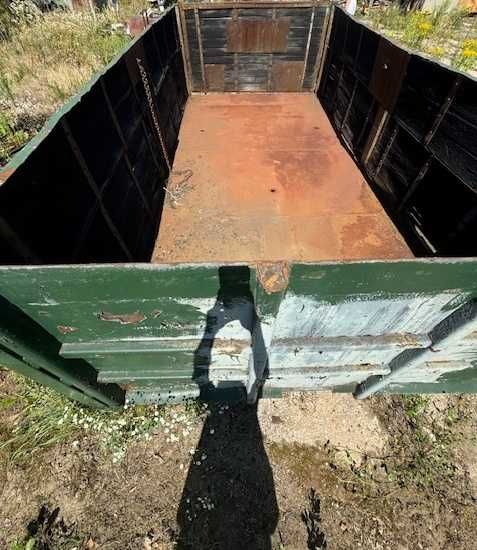 Kiper, skrzynia ładunkowa, wywrotka, stan bardzo dobry 490 cm Wysoka