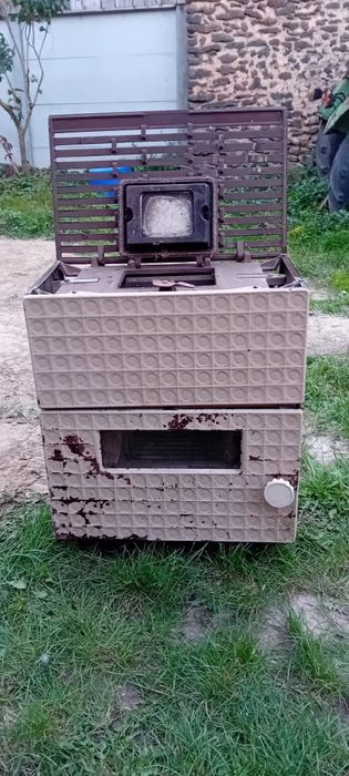 Piec, kominek żeliwny, koza