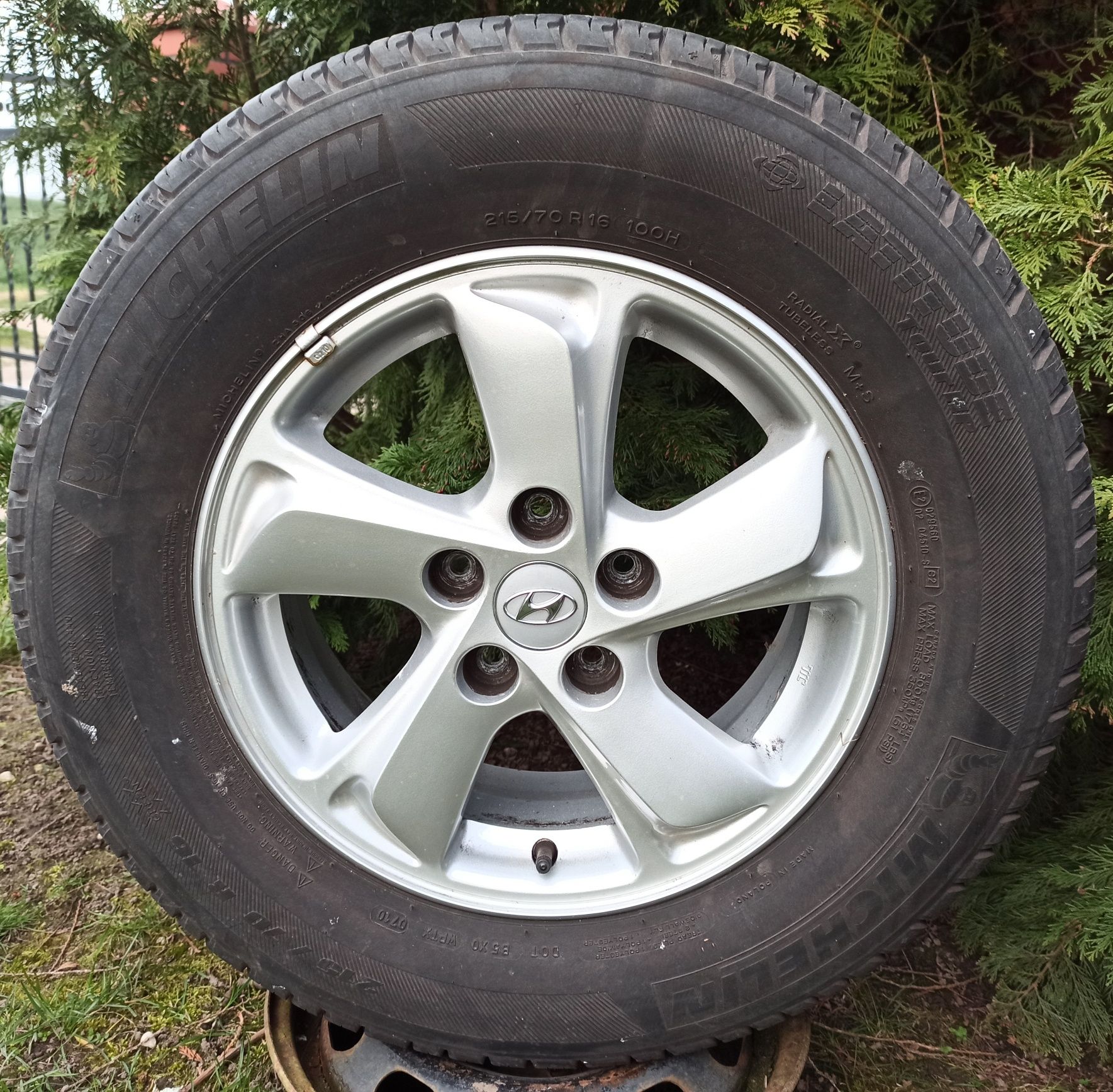 Felgi Oryginał Hyundai Tucson IX35 6,5x16 ET45 5x114,3 opony 215/70R16