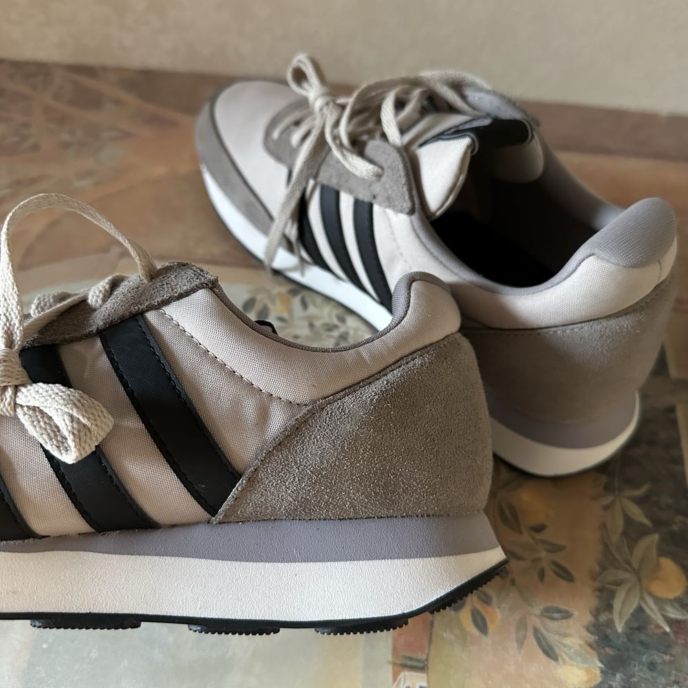 adidas. Чоловічі кросівки. Оригінал. Нові. Розмір 44.