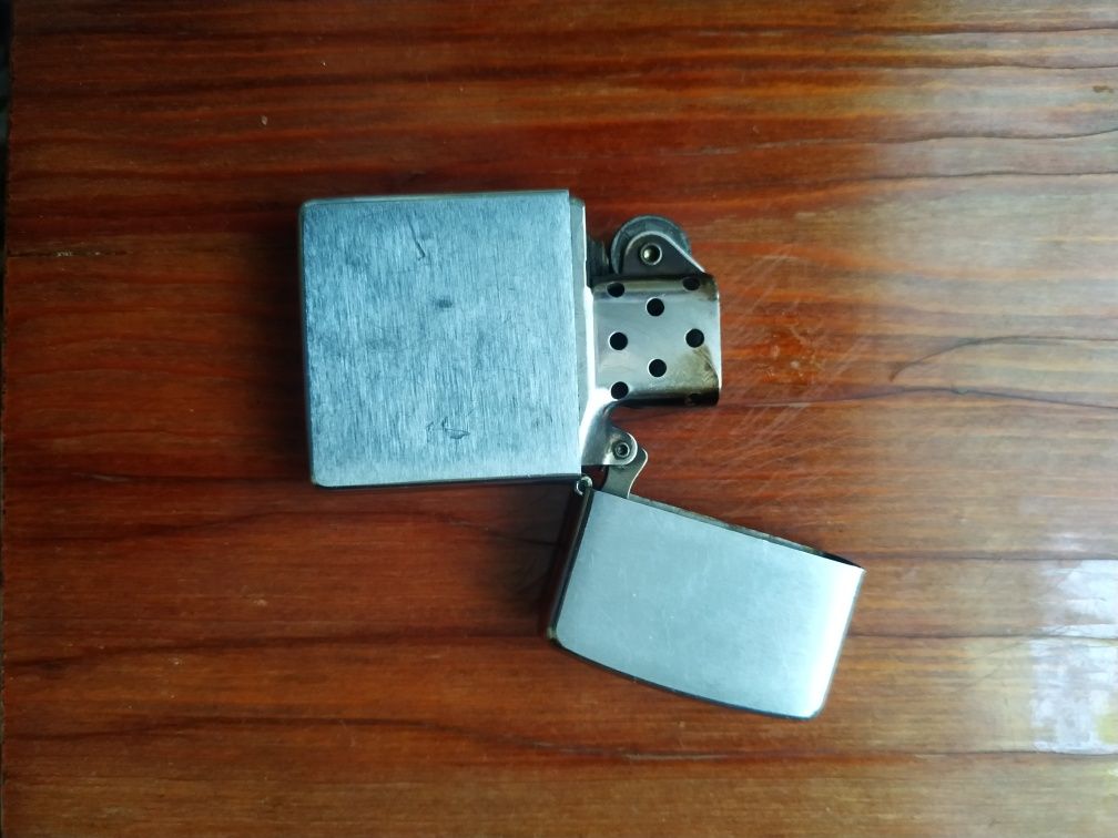 Запальничка zippo original