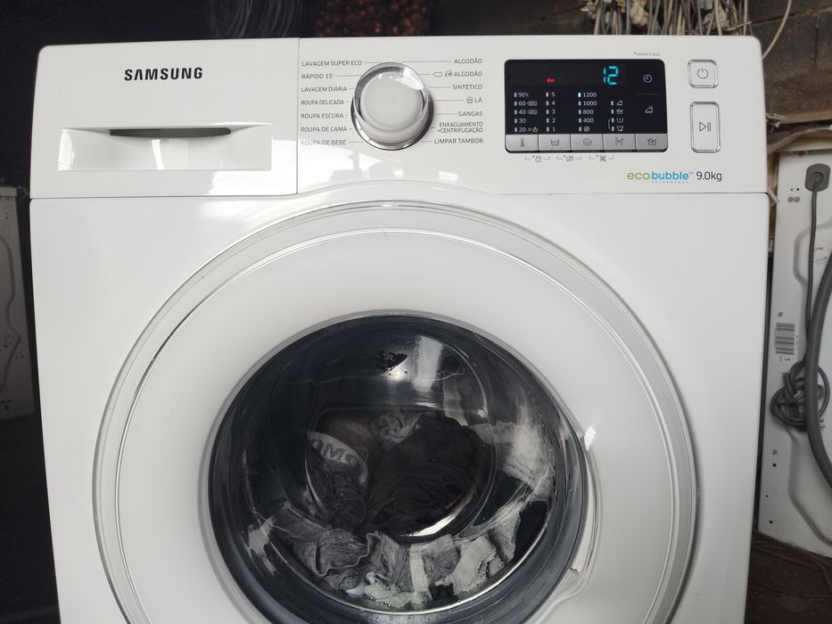 Máquina de lavar roupa