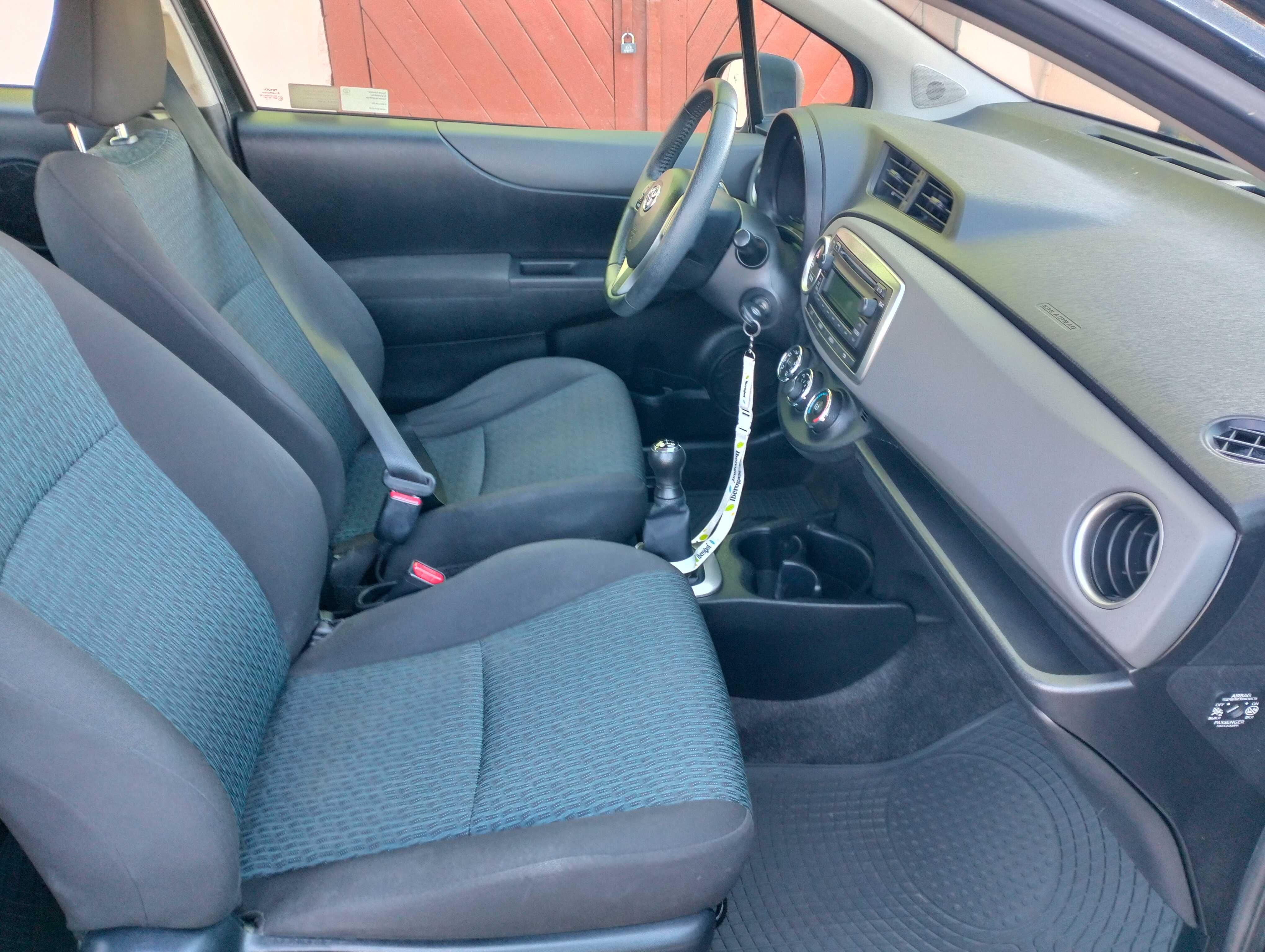 Toyota Yaris 2012r 1.0 benzyna