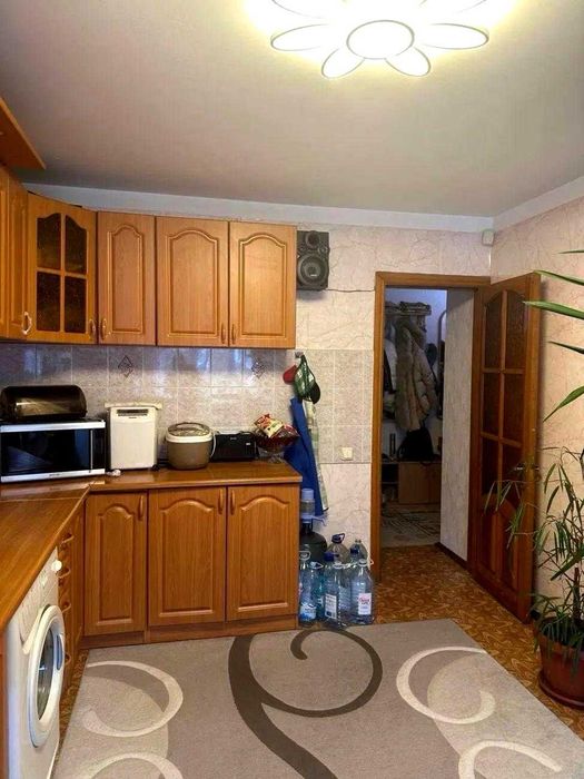 Продам 2-к квартиру 69 кв.м, 3/9 эт, ул Парковая (3-230-586 ОФ)