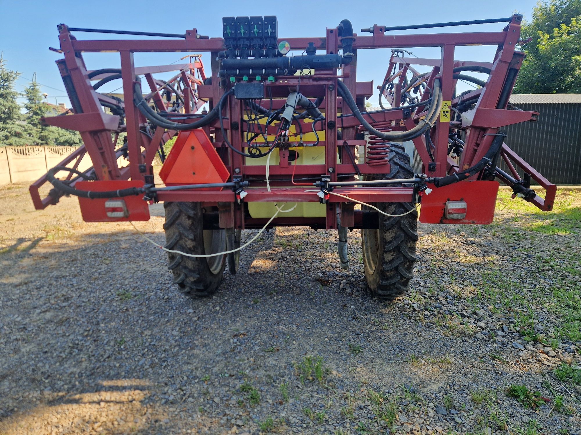 Opryskiwacz ciągany HARDI RANGER 2500 l 18m 2013 rok KOMPUTER  HC 2500