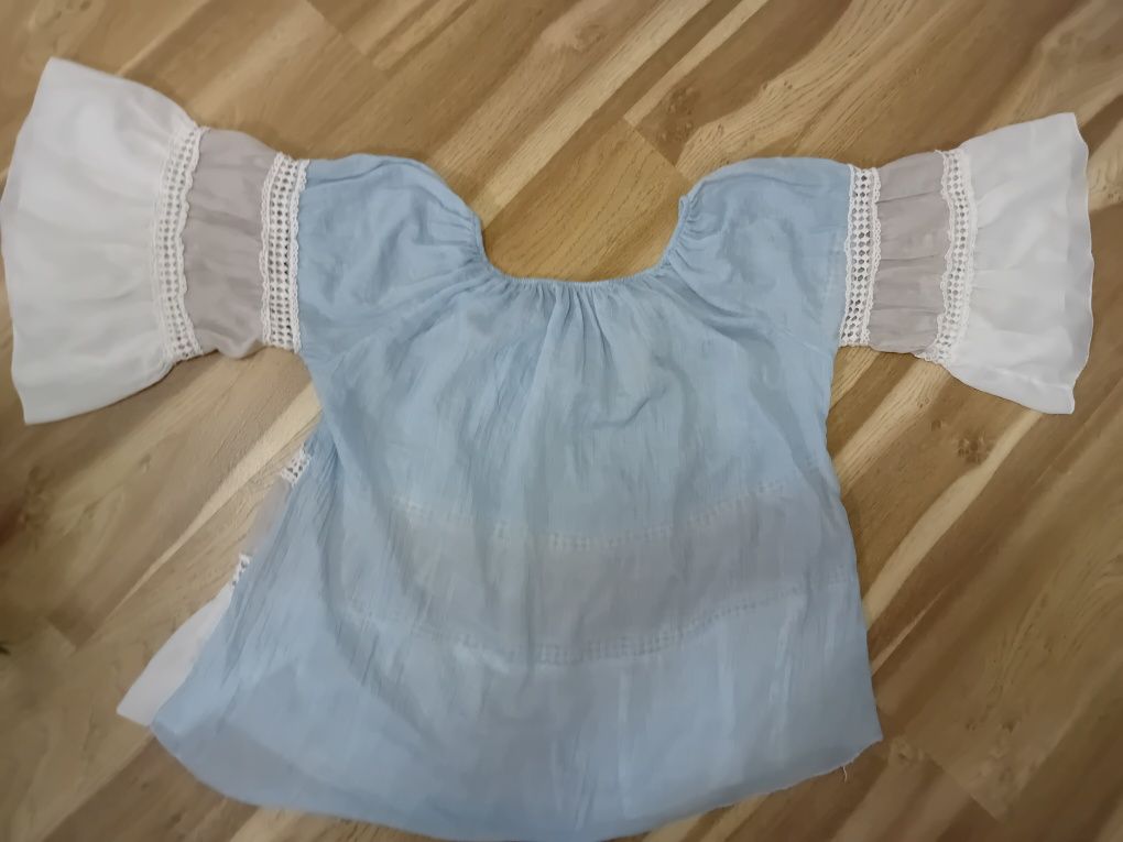 Bluzka w stylu kombojskim ala hiszpanka z bufiastymi rękawami
