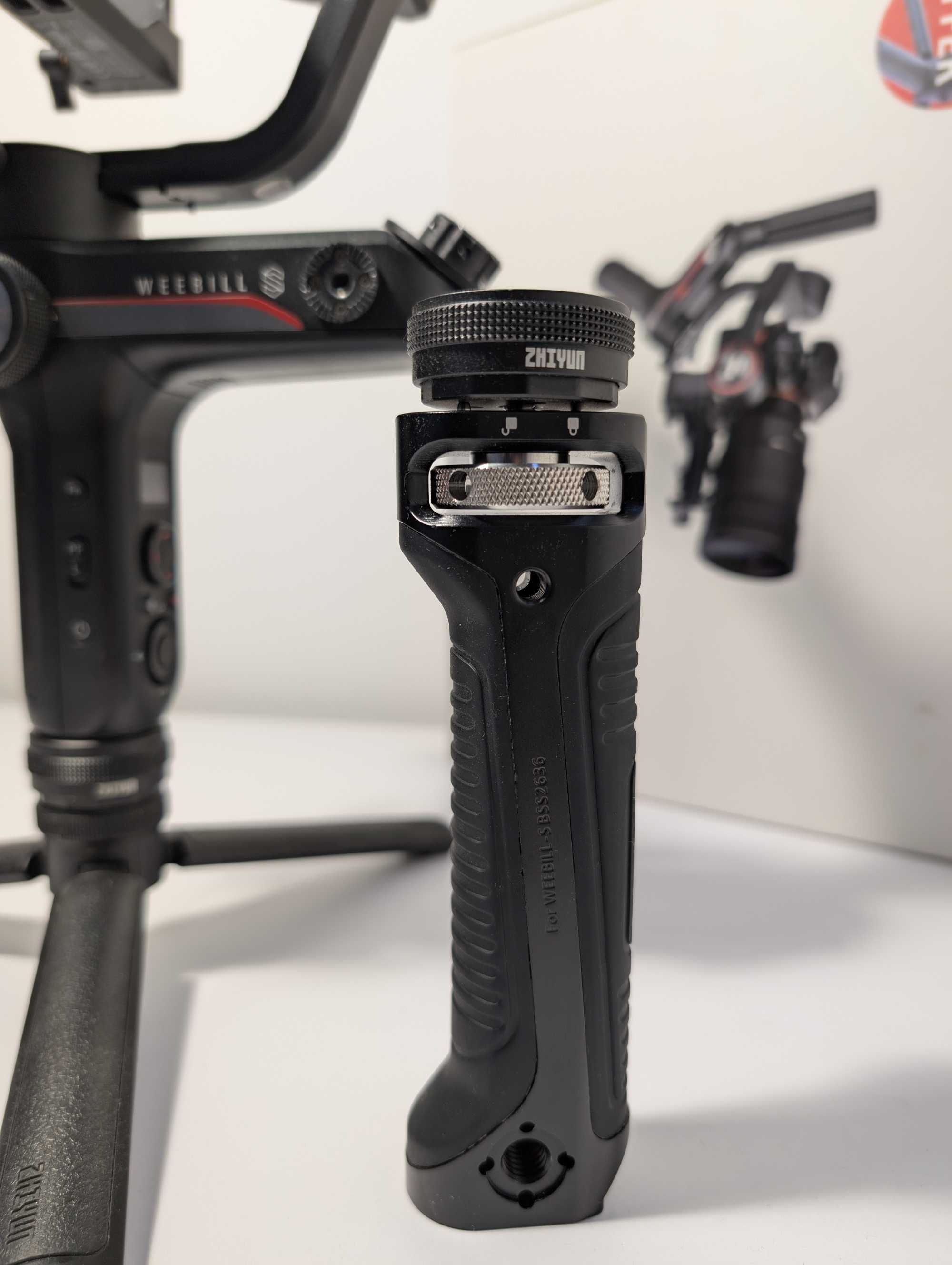 Zhiyun Weebill S - gimbal do 3 kg, 4 baterie + uchwyty SmallrRig