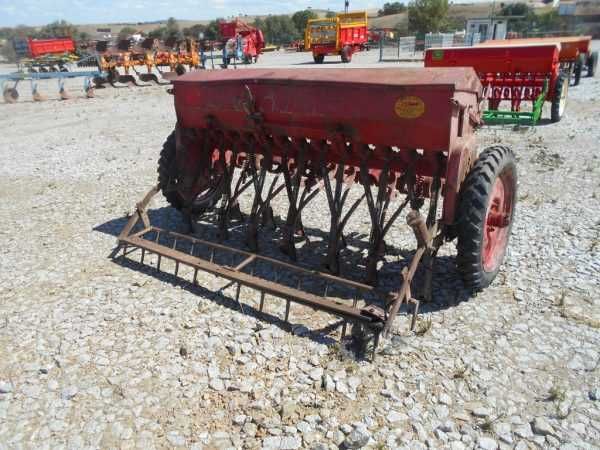 Semeador urbon de 13 linhas