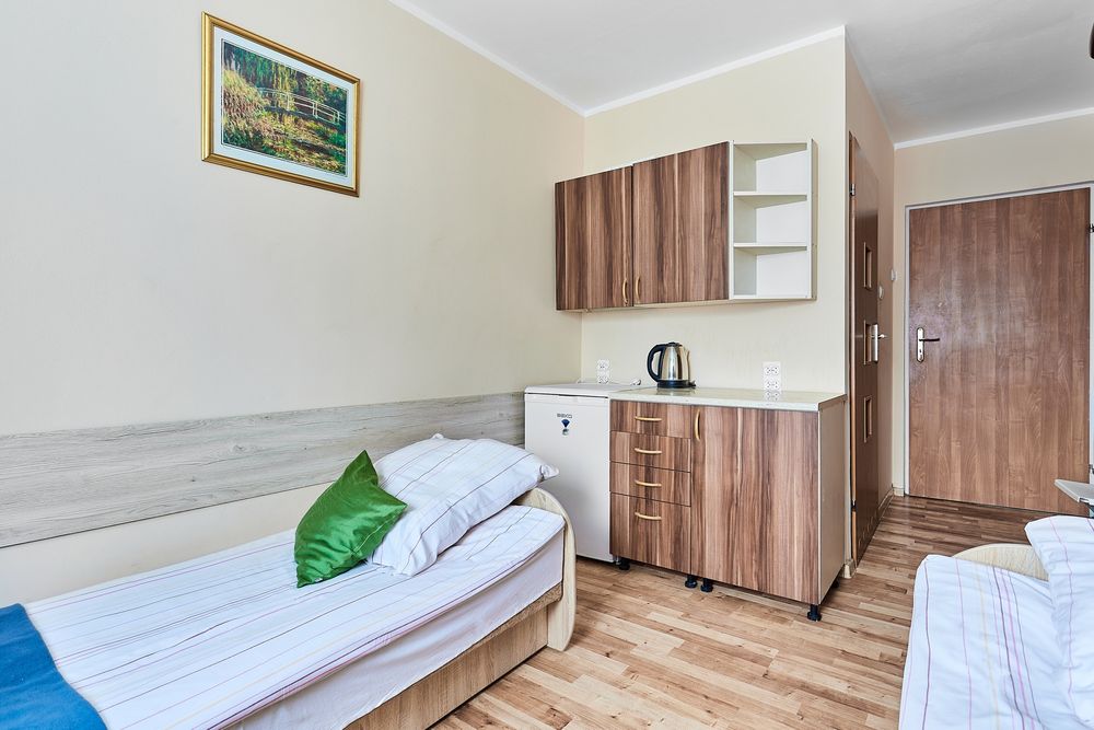 Pokoje do wynajęcia,hostel,kwatery dla pracowników  Police