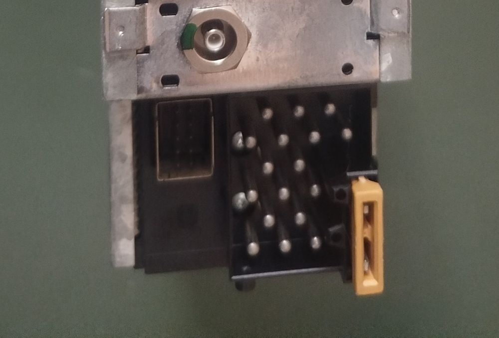 Radio BMW business E38 1994