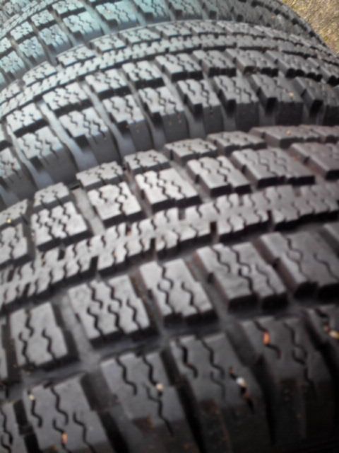 opony zimowe 13'' i 14'' i felgi metalowe