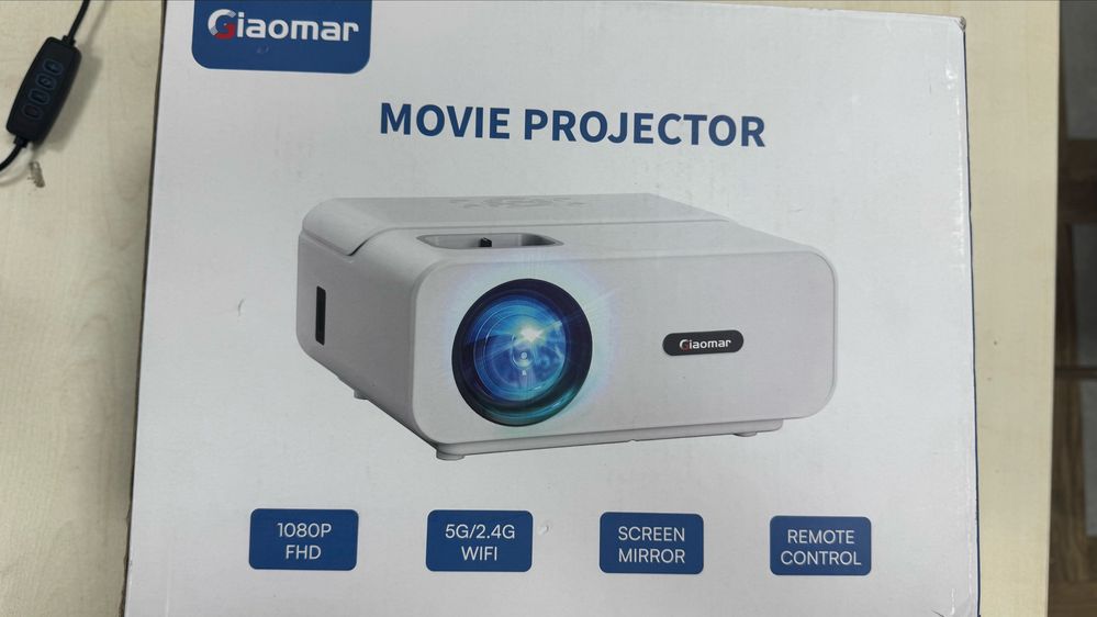 Проектор Movie Projector C12 Full HD 1080P для домашнього кінотеатру