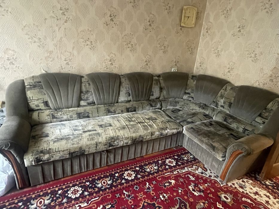 Продам диван кутовий
