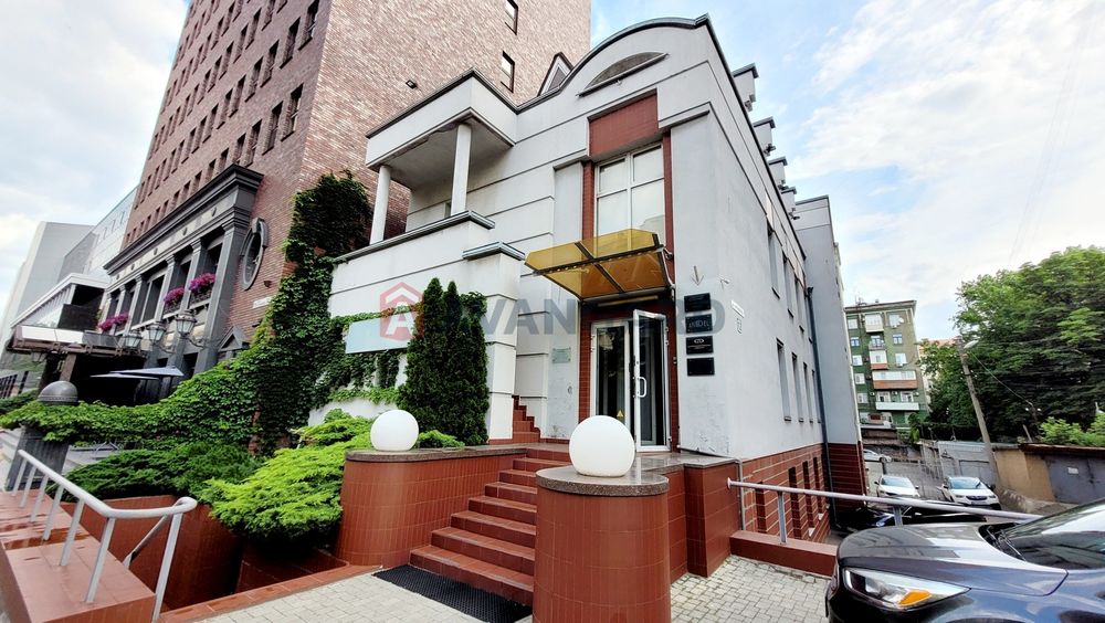 Продам офіс на Мечникова, 92000$, 84 кв.м.