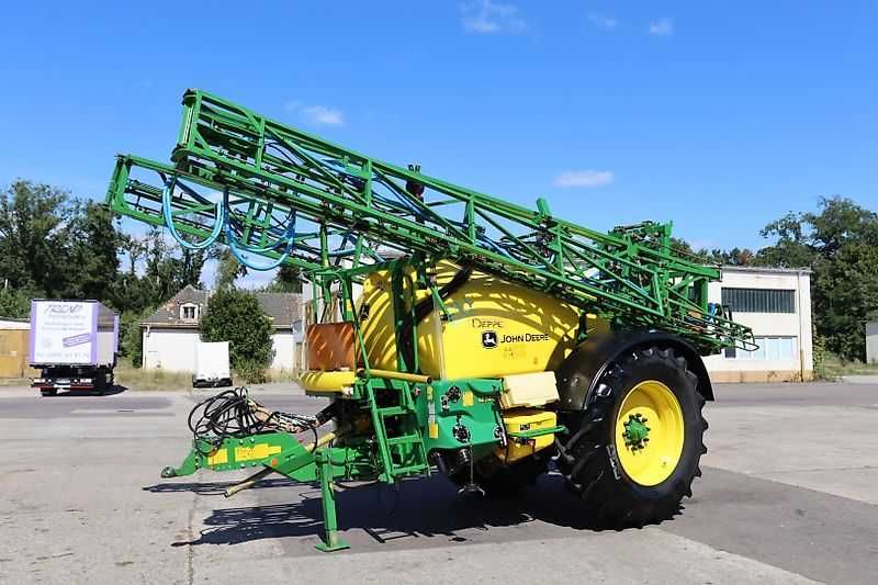 Причепний оприскувач John Deere M 740i 2014 рік виробництва