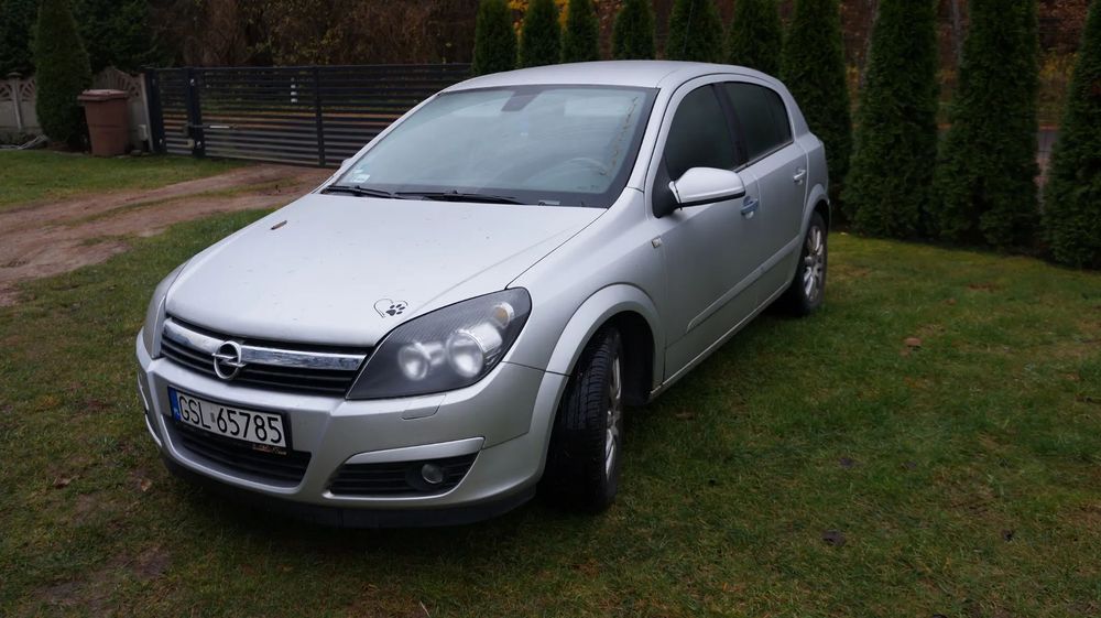 Opel Astra OPEL ASTRA 1.4 16V 2004R. benzyna