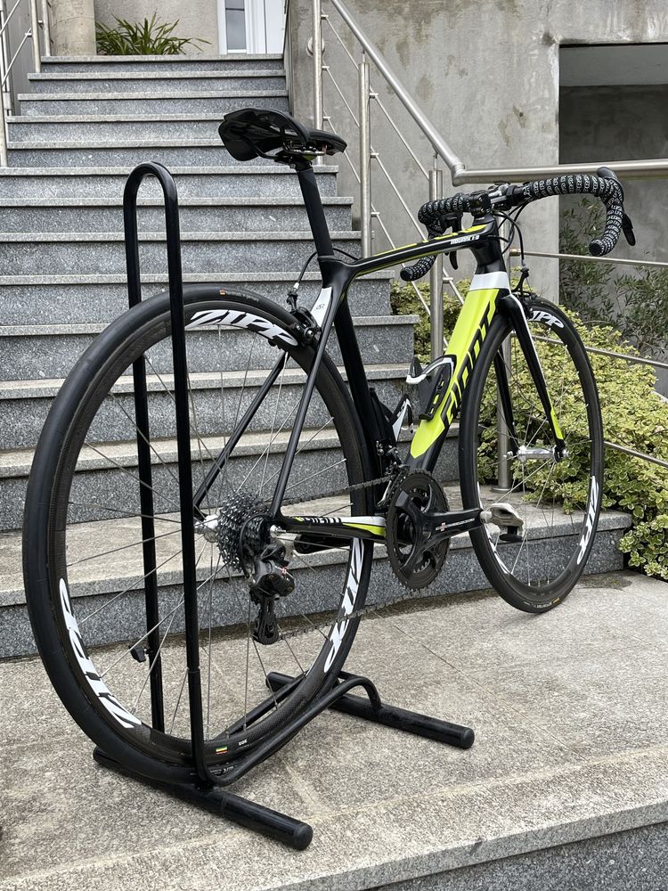 Giant Advanced TCR 6.640kg
