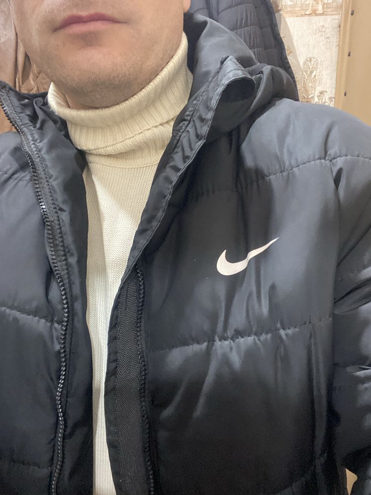 Куртка, парка «Nike”  (s,m розміру)