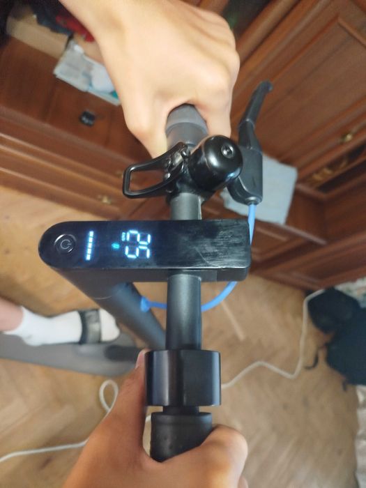 Продаж електросамокат