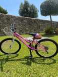 Bicicleta menina roda 24, como nova