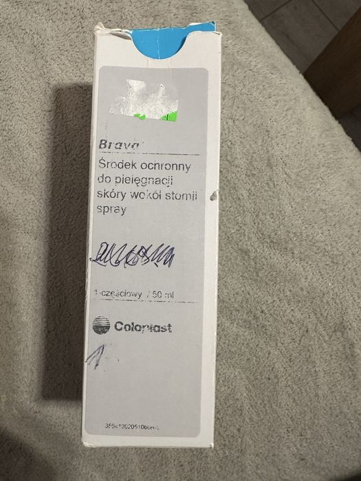 Sprzedam środek ochronny do pielęgnacji skóry wokół stomii spray firmy