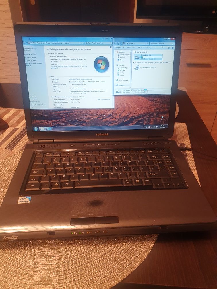 Laptop Toshiba do warsztatu nauki