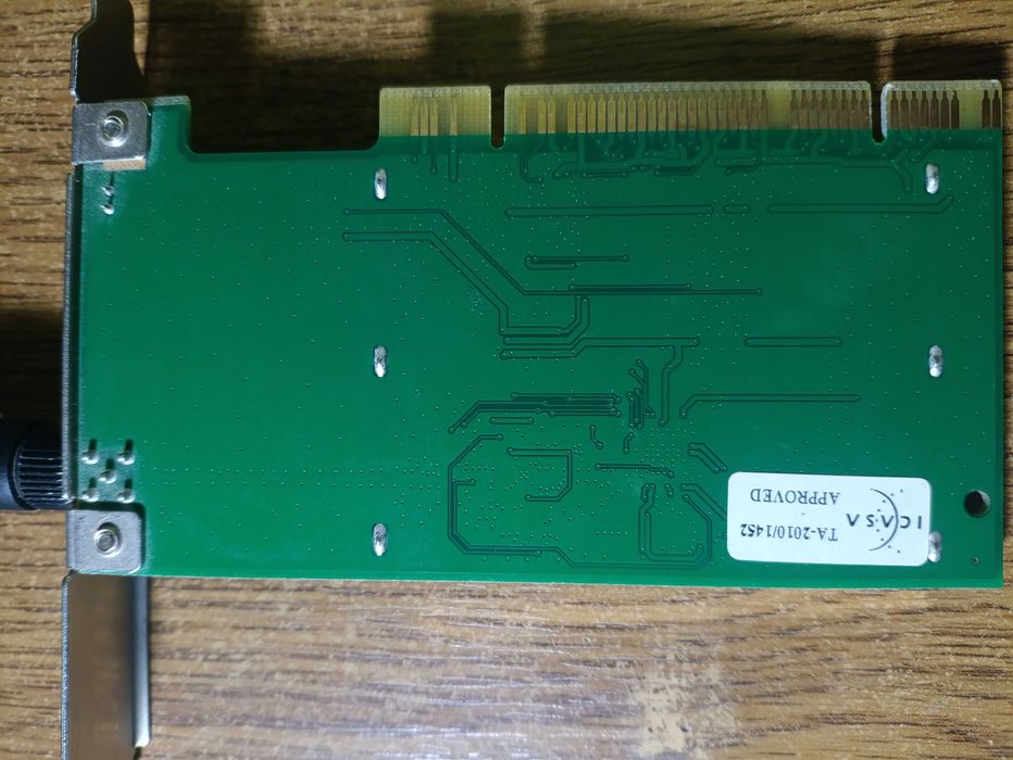 Wi-Fi adapter D link dwa 525