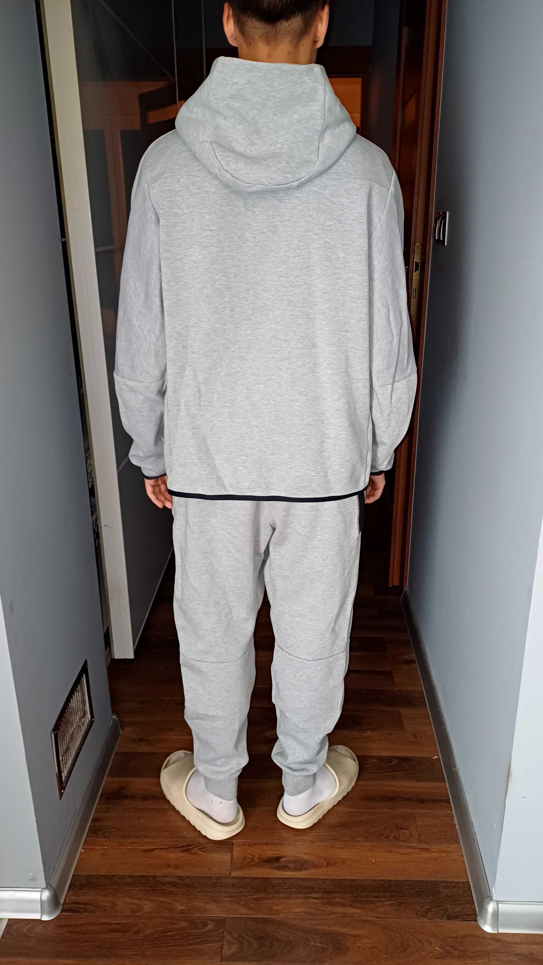 Dres Nike Tech Flecee