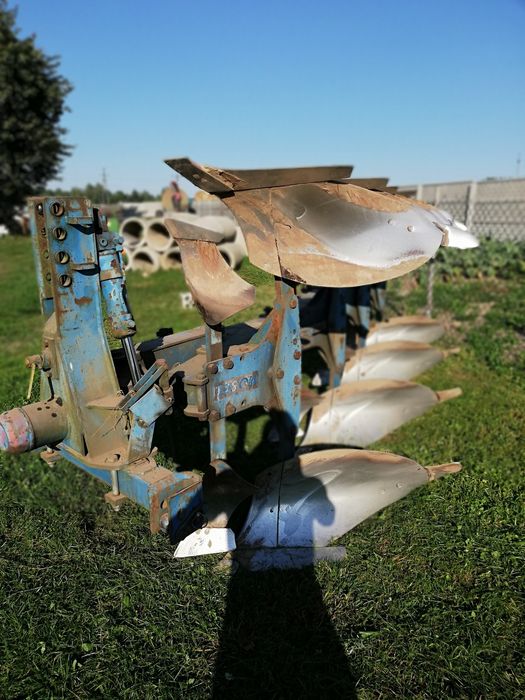 Pług 4 skibowy odwracalny Frost Mosel 140 w