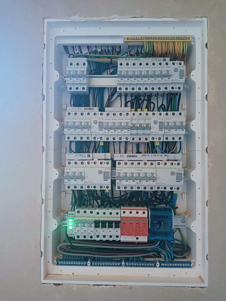 Elektryk, usługi elektryczne. Klimatyzacja/rekuparecja