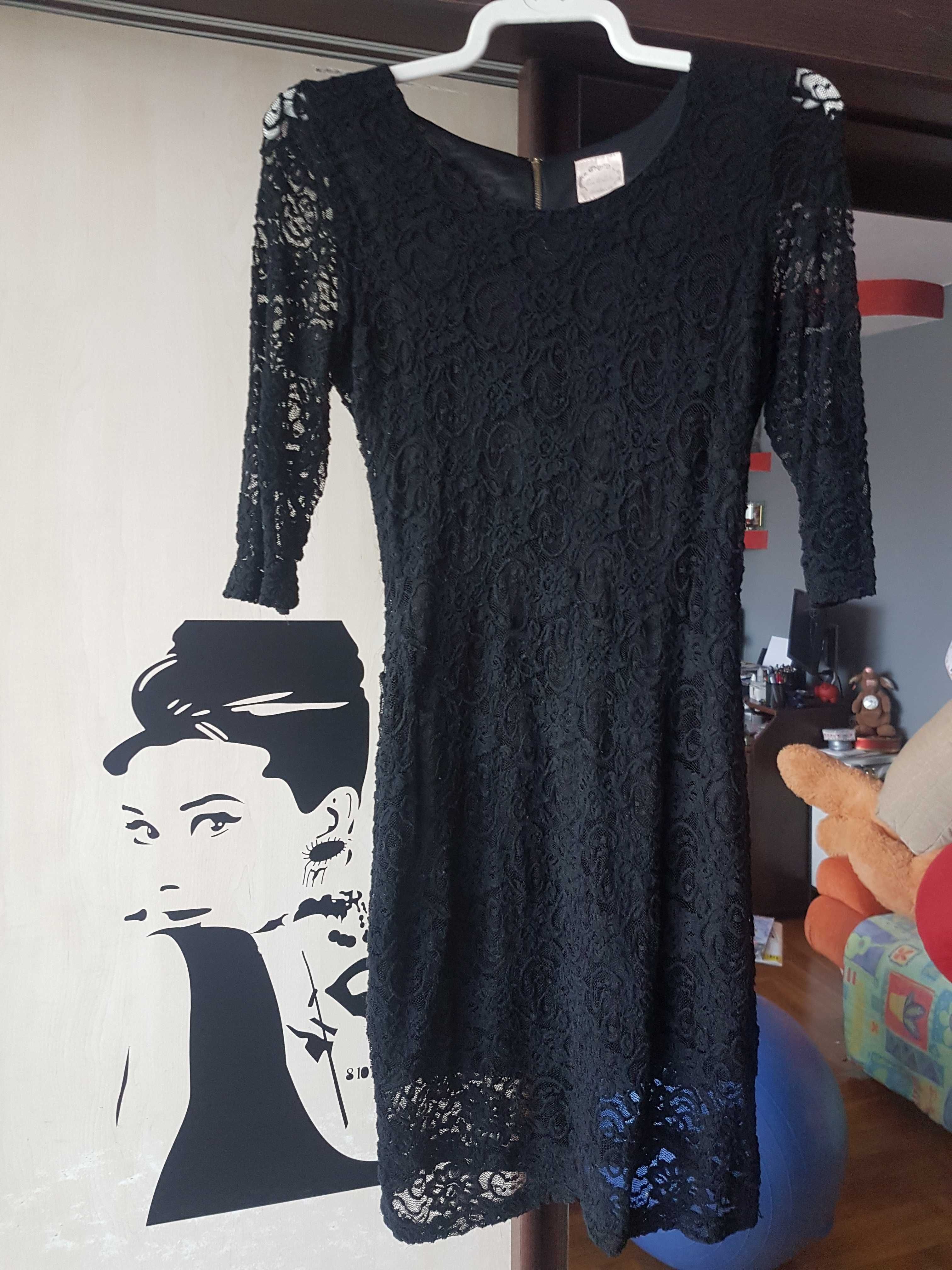 Sukienka czarna elegancka