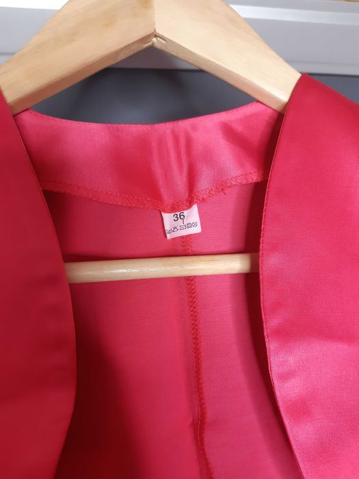 różowy komplet tiulowa sukienka krótkie satynowe bolerko ćwieki S