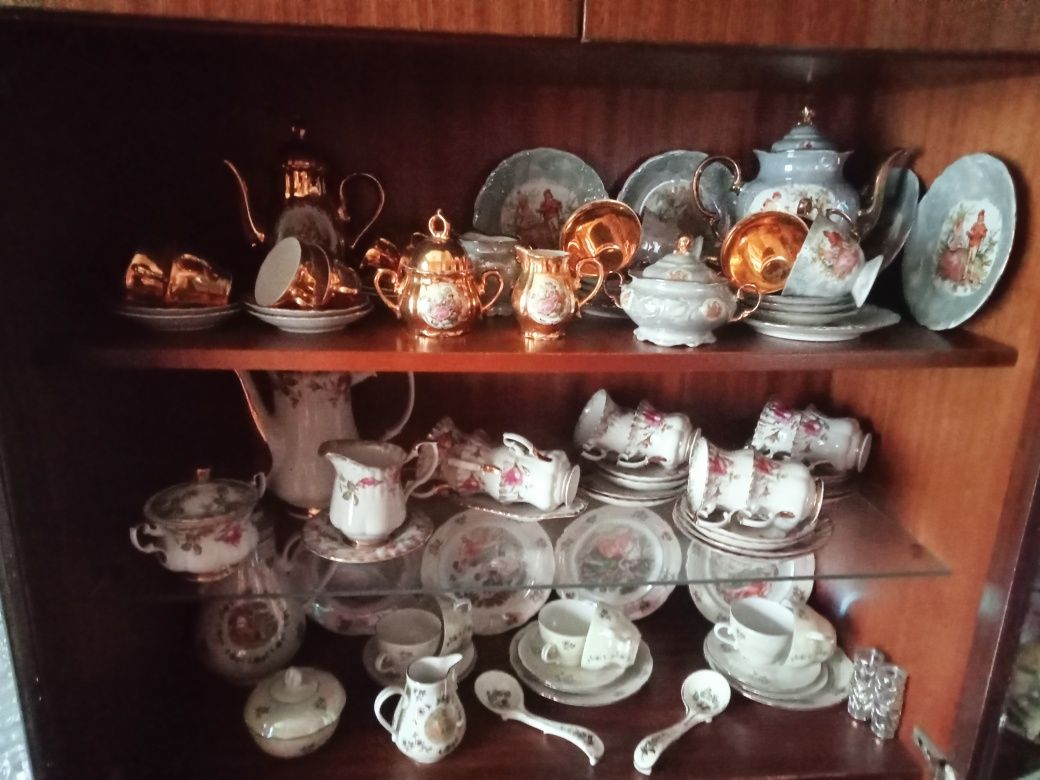 Сервизы сервантное хранение . Новые