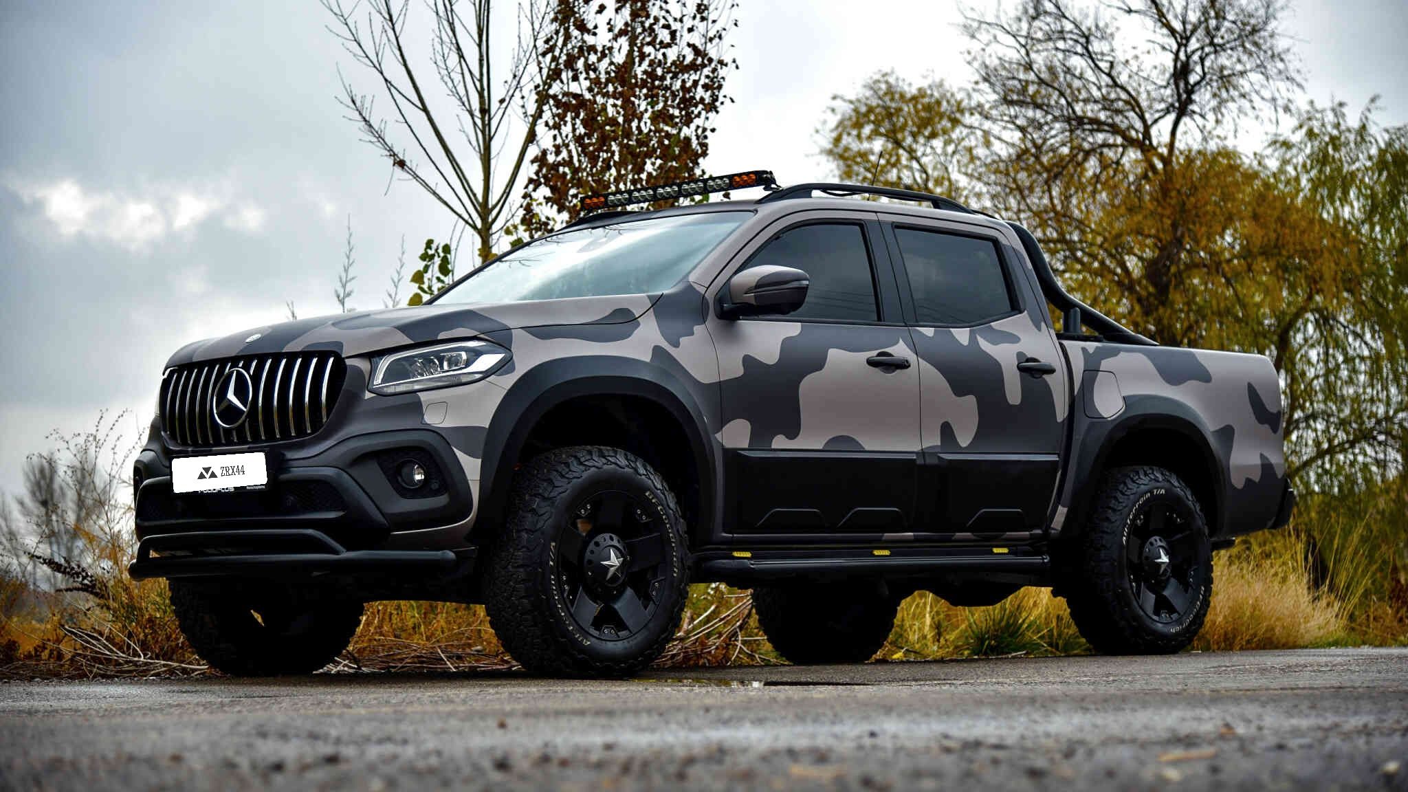 Mercedes X nakładki na drzwi dokładki