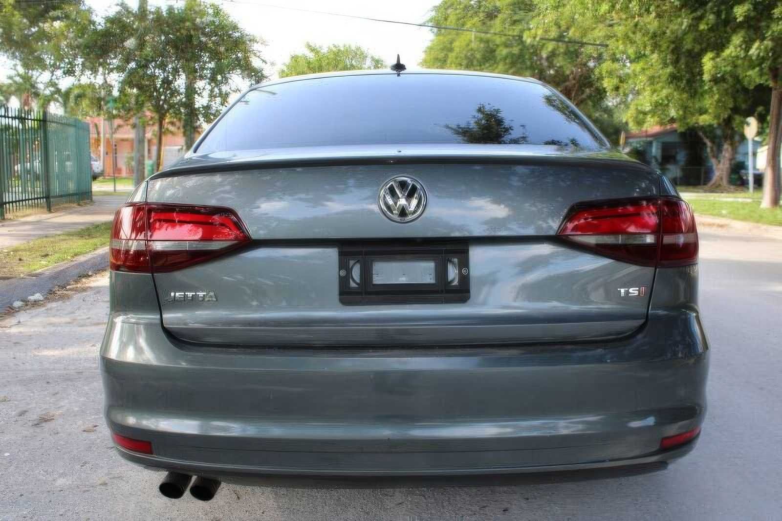 2016   Volkswagen   Jetta