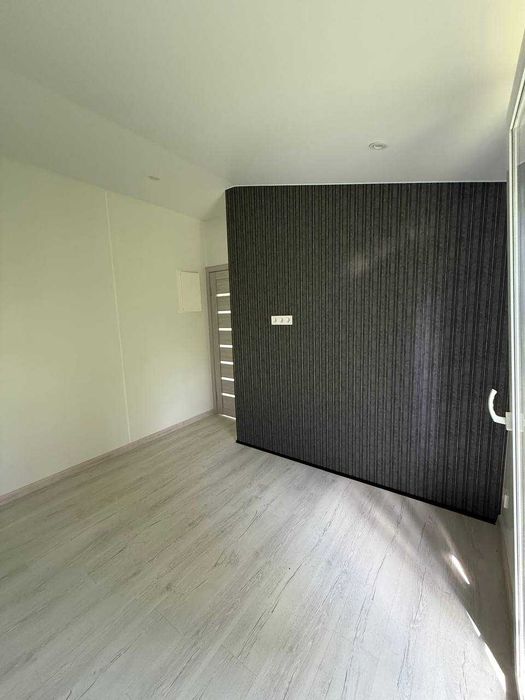 Продам котедж у Ясногородці