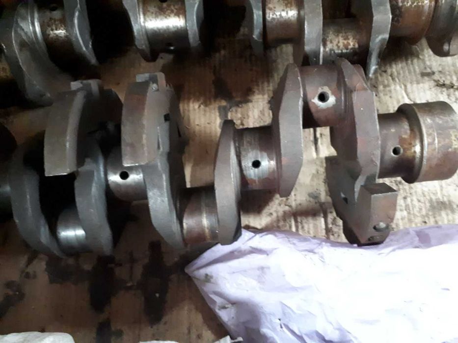 Колінвал Т-40 (Д-144)