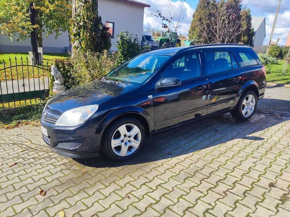 Opel Astra Astra H 2008 combi 1.6 Pb, hak, manual, nówka kpl sprzegła, 2 kpl kół
